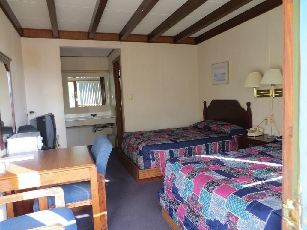 The Bluffs Inn & Suites Decorah Bagian luar foto