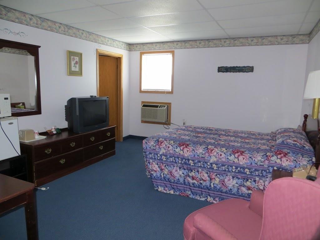 The Bluffs Inn & Suites Decorah Ruang foto